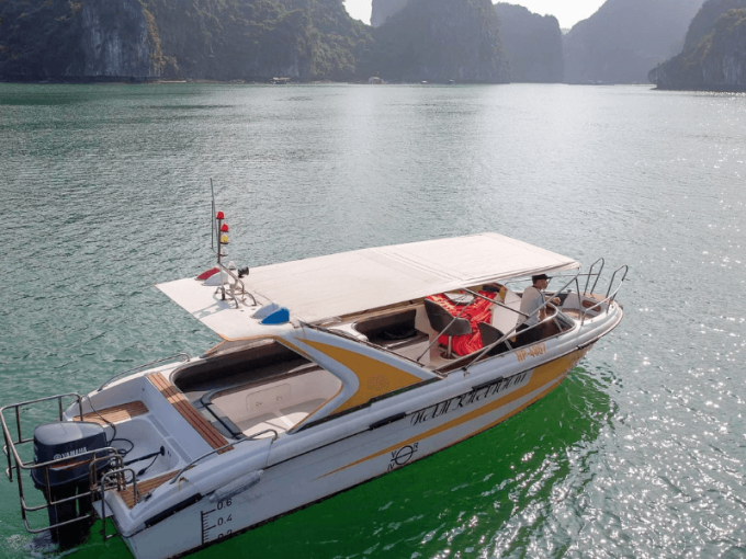 Thuê cano thăm vịnh Lan Hạ tuyến 1: Bến Bèo-Làng Chài cổ-Đảo Khỉ